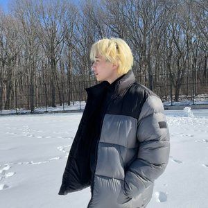 Meet your Posher, Jonathan